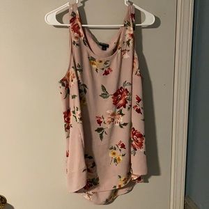 Torrid size 2 sleeveless blouse